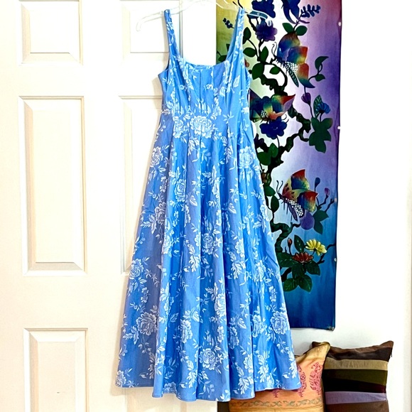 🌺🎉HP🎉🌺 NWT Staud Wells Midi Dress Blue Rose 🌟VERY RARE🌟 - Picture 11 of 16